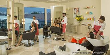 The Palms - Town & Country Club