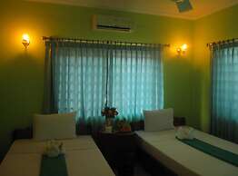 Ta Som Guesthouse & Tour Services