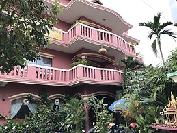 Ta Som Guesthouse & Tour Services