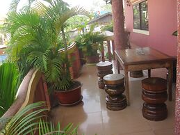 Ta Som Guesthouse & Tour Services