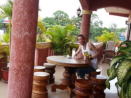 Ta Som Guesthouse & Tour Services