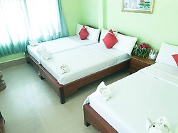 Ta Som Guesthouse & Tour Services