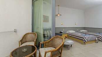 Dessole Dolphin Bay Resort – All Inclusive