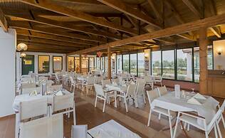 Dessole Dolphin Bay Resort – All Inclusive