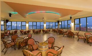 Dessole Dolphin Bay Resort – All Inclusive