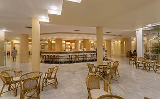 Dessole Dolphin Bay Resort – All Inclusive