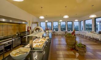 Dessole Dolphin Bay Resort – All Inclusive