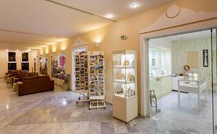 Dessole Dolphin Bay Resort – All Inclusive