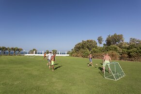 Dessole Dolphin Bay Resort – All Inclusive