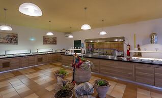 Dessole Dolphin Bay Resort – All Inclusive