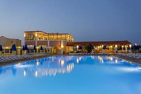 Dessole Dolphin Bay Resort – All Inclusive