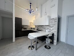 Freedom Traveller Hostel