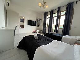 Freedom Traveller Hostel