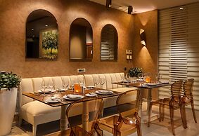 Princess Kyniska Suites