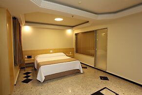 Elegance Praia Hotel