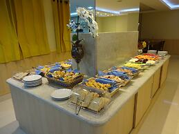 Elegance Praia Hotel