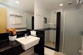 Elegance Praia Hotel