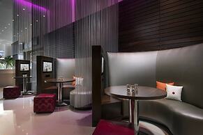 Courtyard Los Angeles L.A. LIVE