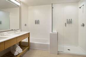 Courtyard Los Angeles L.A. LIVE