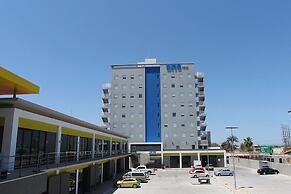 One La Paz Hotel