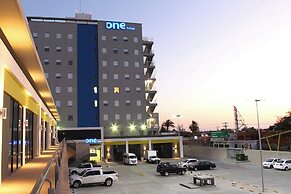 One La Paz Hotel