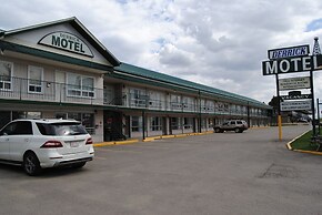 Derrick Motel