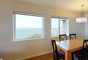 Whale Pointe at Depoe Bay