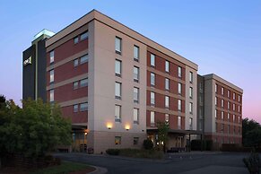 Home2 Suites by Hilton Greensboro Airport, NC