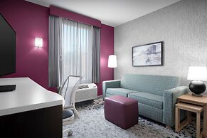 Home2 Suites by Hilton Greensboro Airport, NC