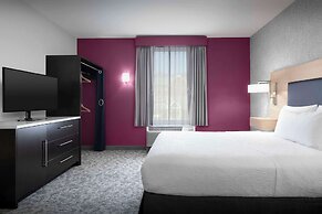 Home2 Suites by Hilton Greensboro Airport, NC