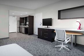 Home2 Suites by Hilton Greensboro Airport, NC