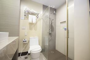 Aziza Paradise Hotel