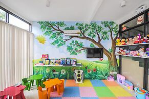 Aziza Paradise Hotel