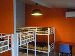 Le Montclair Montmartre by River - Hostel