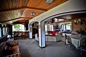 Hotel Castelo Nacional Inn Campos do Jordão