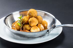 Sheraton Qingdao Licang Hotel