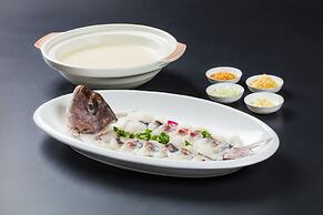 Sheraton Qingdao Licang Hotel