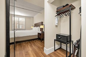 Hotel Petaluma, Tapestry Collection by Hilton