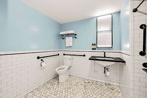 Hotel Petaluma, Tapestry Collection by Hilton