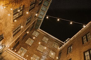 Hotel Petaluma, Tapestry Collection by Hilton