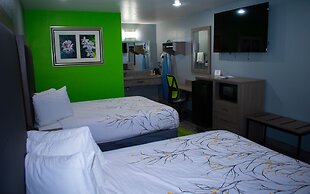 Fort Davis Inn & R.V. Park