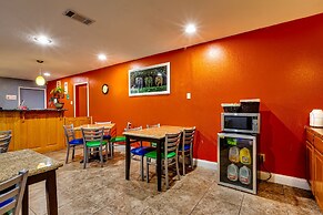 Fort Davis Inn & R.V. Park