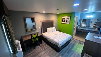 Fort Davis Inn & R.V. Park