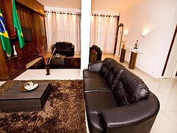 Turrance White Hotel