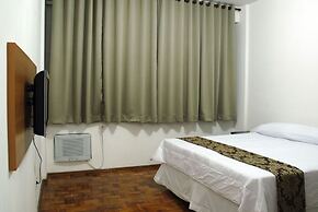 Turrance White Hotel