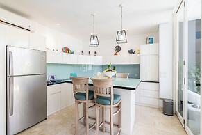 AQ-VA Hotel & Villas Seminyak