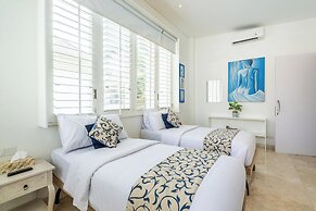 AQ-VA Hotel & Villas Seminyak