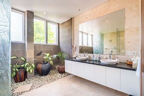 AQ-VA Hotel & Villas Seminyak