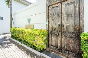 AQ-VA Hotel & Villas Seminyak