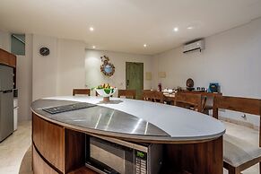 AQ-VA Hotel & Villas Seminyak